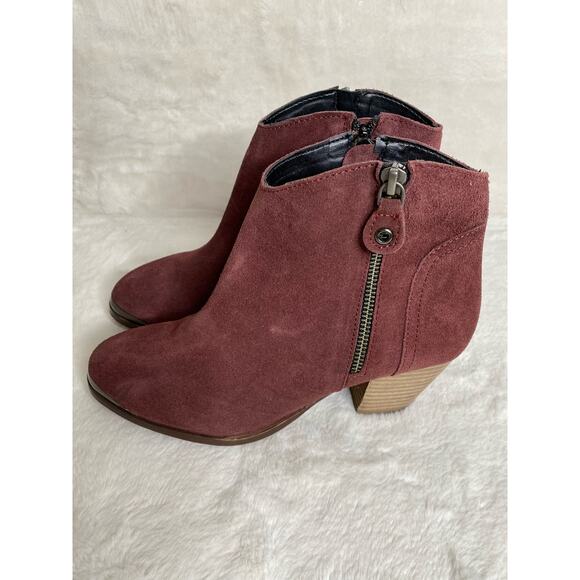 Diba True Swing Low Womens Suede Zipper Ankle
& Booties Boots - Picture 2 of 6